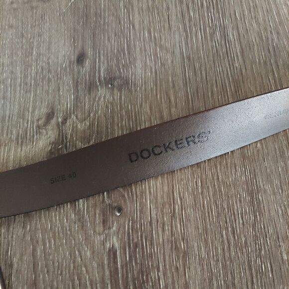 Dockers Brown Leather Belt Size 40 - Picture 3 of 6